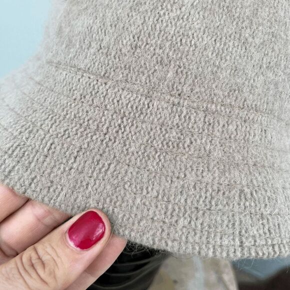 Vintage Beige Angora Wool Blend Bucket Hat, Soft Cozy Minimalist Style - Picture 4 of 7